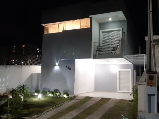 Foto do Sobrado - Sobrado Mobiliado no Condomínio San Marino com 4 dormitórios à venda, 230 m² por R$ 1.500.000 - Jardim San Marino - São José dos Campos/SP | RUSSI IMÓVEIS
