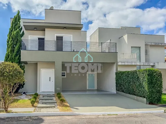 Sobrado com 300m² 3 quartos e 3 banheiros, à venda, no bairro Parque Sao Luis em Tremembé