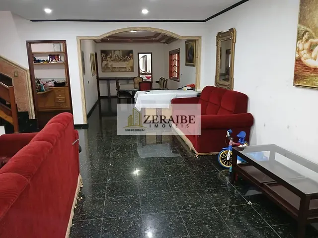 Sobrado com 255m² 4 quartos e 8 banheiros, à venda, no bairro Parque Renato Maia em Guarulhos