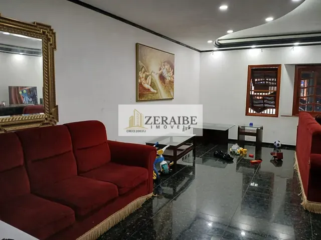 Sobrado com 255m² 4 quartos e 8 banheiros, à venda, no bairro Parque Renato Maia em Guarulhos