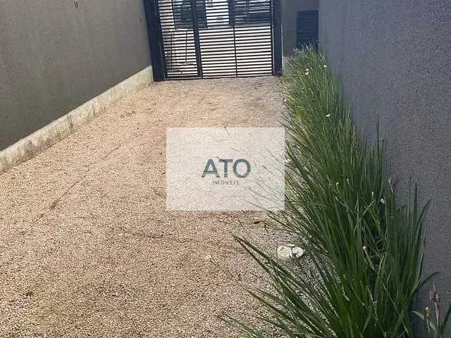 Sobrado 2 quartos e 1 banheiro, à venda, no bairro areias em Tijucas