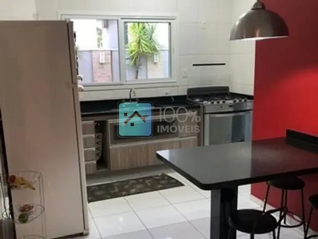 Sobrado com 253m² 4 quartos e 4 banheiros, à venda, no bairro Urbanova em São José dos Campos