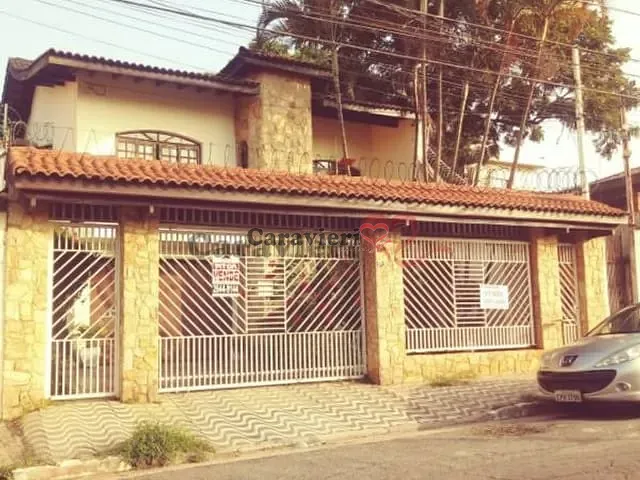 Sobrado 3 quartos e 2 banheiros, à venda, no bairro Vila Mesquita em São Paulo