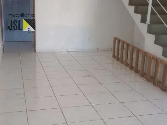 Sobrado com 125m² 2 quartos e 2 banheiros, à venda, no bairro Parque Residencial Eldorado em Caçapava