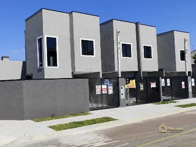 Sobrado com 59m² 2 quartos e 1 banheiro, à venda, no bairro Sítio Cercado em Curitiba