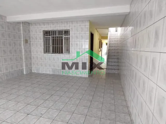 Casa com 222m² 4 quartos e 2 banheiros, à venda, no bairro Taboão em Diadema