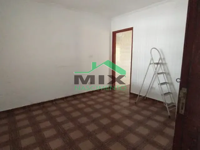 Casa com 222m² 4 quartos e 2 banheiros, à venda, no bairro Taboão em Diadema