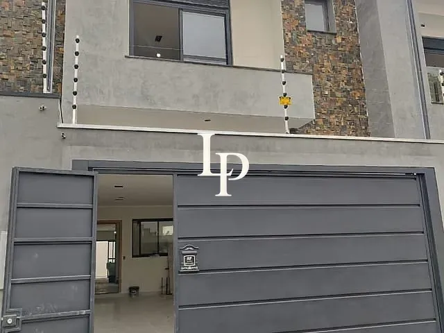 Sobrado com 205m² 3 quartos e 3 banheiros, à venda, no bairro Cerâmica em São Caetano do Sul