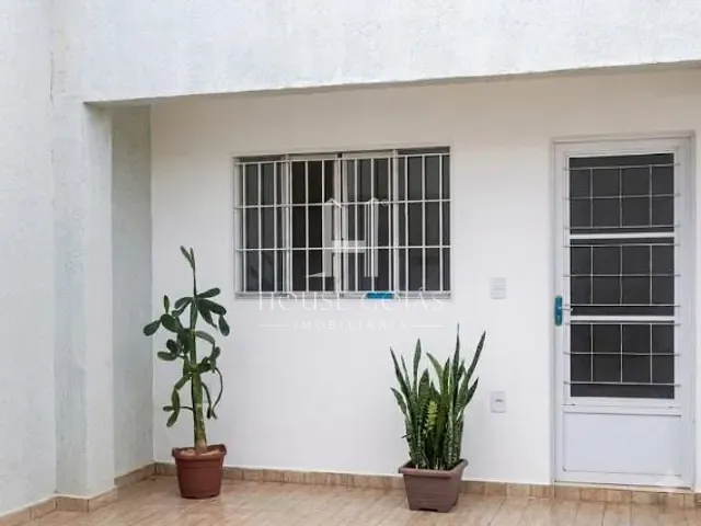 Sobrado com 390m² 5 quartos e 3 banheiros, à venda, no bairro Residencial Recanto das Emas em Goiânia