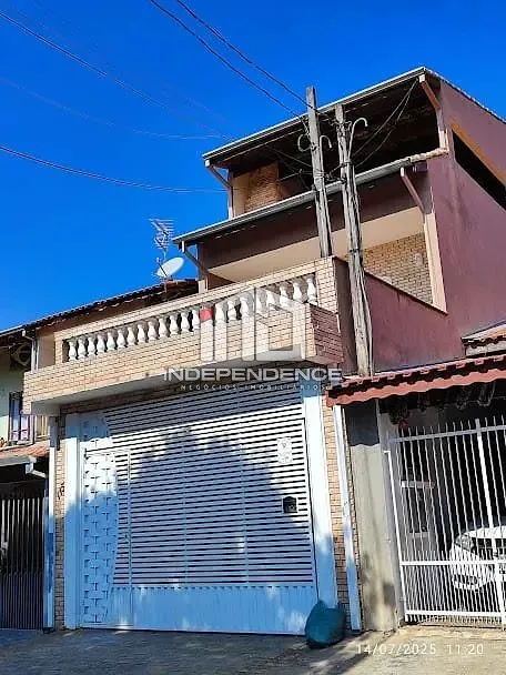 Sobrado, 3 quartos, 260 m² - Foto 1