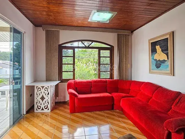 Sobrado com 396m² 6 quartos e 5 banheiros, à venda, no bairro Cajuru em Curitiba