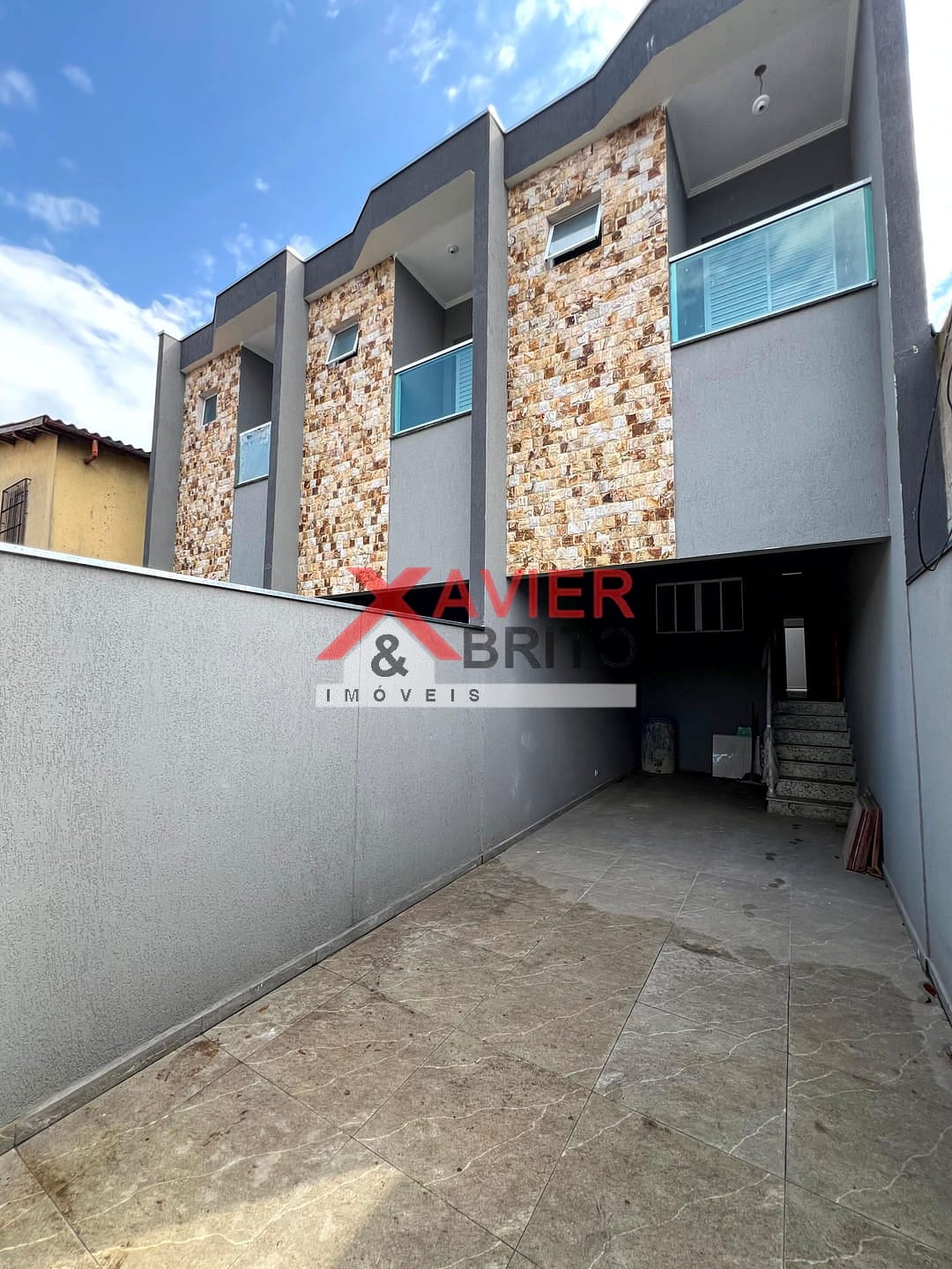 Sobrado à venda com 3 quartos, 100m² - Foto 1