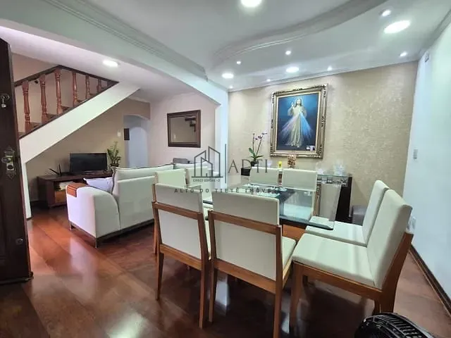 Sobrado com 137m² 5 quartos e 2 banheiros, à venda, no bairro Vila Progresso em Mogi das Cruzes