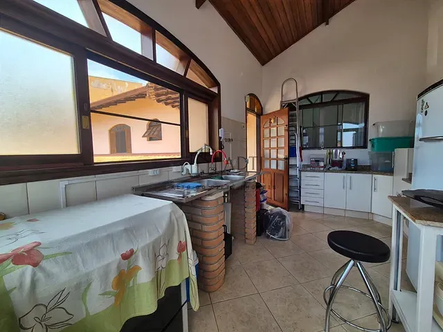 Sobrado com 137m² 5 quartos e 2 banheiros, à venda, no bairro Vila Progresso em Mogi das Cruzes