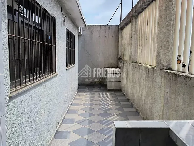 Sobrado com 300m² 3 quartos e 2 banheiros, para alugar, no bairro Vila Regente Feijó em São Paulo