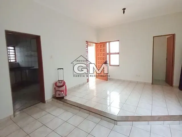 Sobrado com 250m² 4 quartos e 3 banheiros, à venda, no bairro Jardim Recreio em Ribeirão Preto