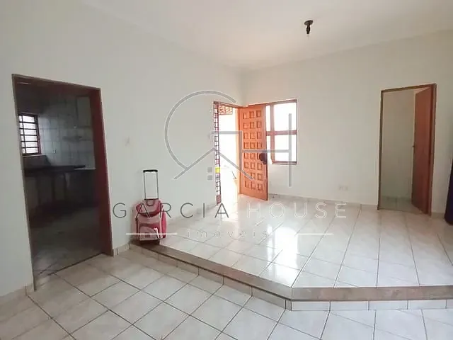 Sobrado com 250m² 4 quartos e 3 banheiros, à venda, no bairro Jardim Recreio em Ribeirão Preto