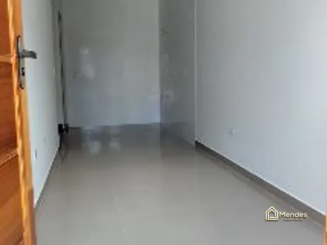 Sobrado com 49m² 2 quartos e 1 banheiro, à venda, no bairro Sítio Cercado em Curitiba
