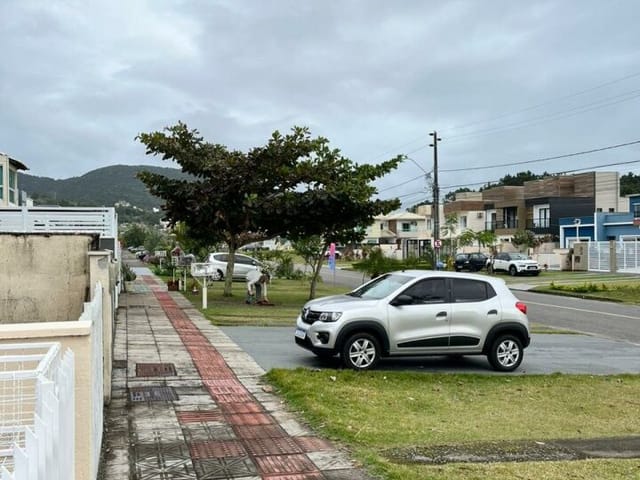 Casa com 148m² 2 quartos e 3 banheiros, à venda, no bairro Ingleses do Rio Vermelho em Florianópolis