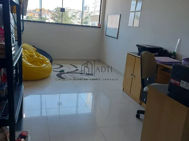 Sobrado com 175m² 3 quartos e 3 banheiros, à venda, no bairro Residencial Novo Horizonte I em Mogi das Cruzes