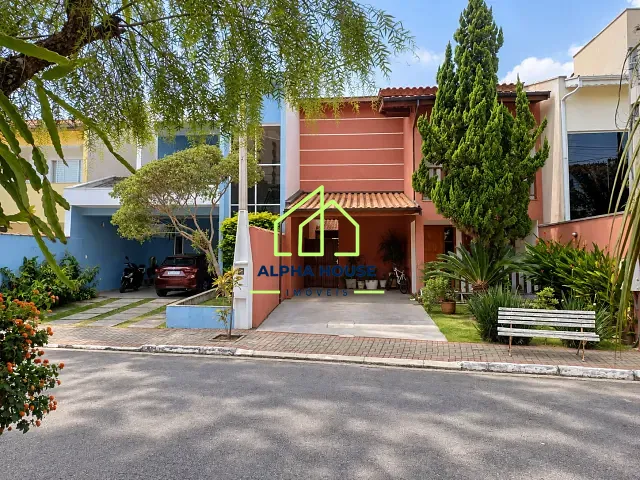 Sobrado 3 quartos e 2 banheiros, à venda, no bairro Tabaú em Pindamonhangaba