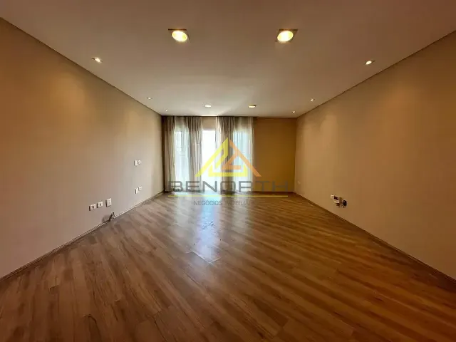 Sobrado 3 quartos e 5 banheiros, para alugar, no bairro Santa Teresinha em São Paulo