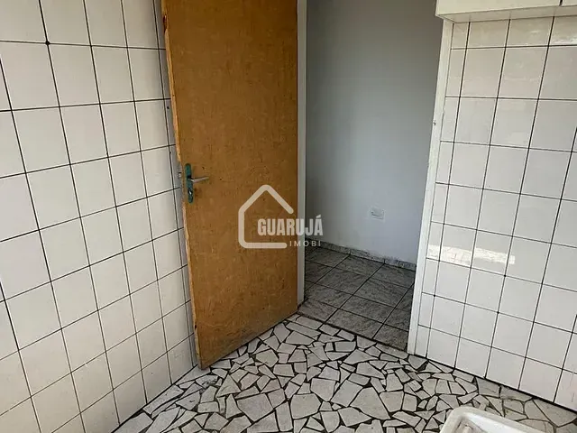 Casa 2 quartos e 2 banheiros, à venda, no bairro Vila Áurea (Vicente de Carvalho) em Guarujá