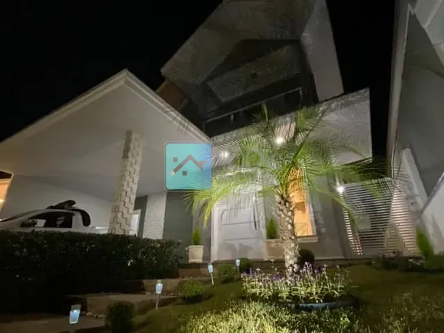 Sobrado com 269m² 4 quartos e 4 banheiros, à venda, no bairro Urbanova em São José dos Campos