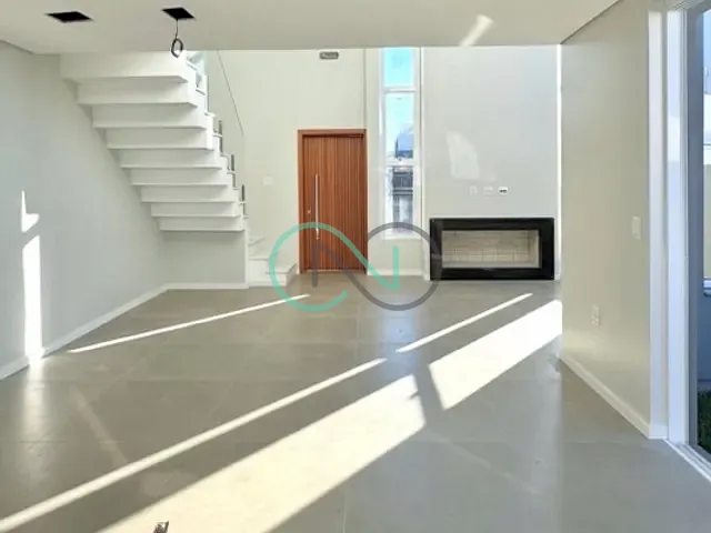 Sobrado 3 quartos e 4 banheiros, à venda, no bairro Vila Velha em Campo Bom