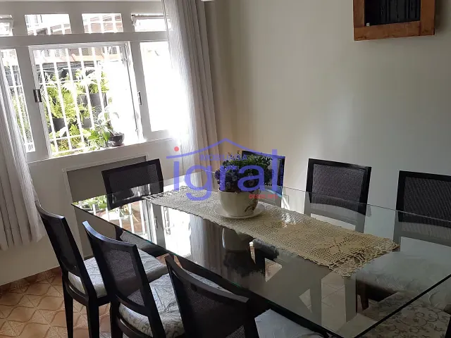 Sobrado com 210m² 4 quartos e 4 banheiros, à venda, no bairro Jardim Oriental em São Paulo