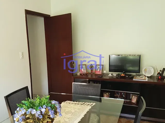 Sobrado com 210m² 4 quartos e 4 banheiros, à venda, no bairro Jardim Oriental em São Paulo