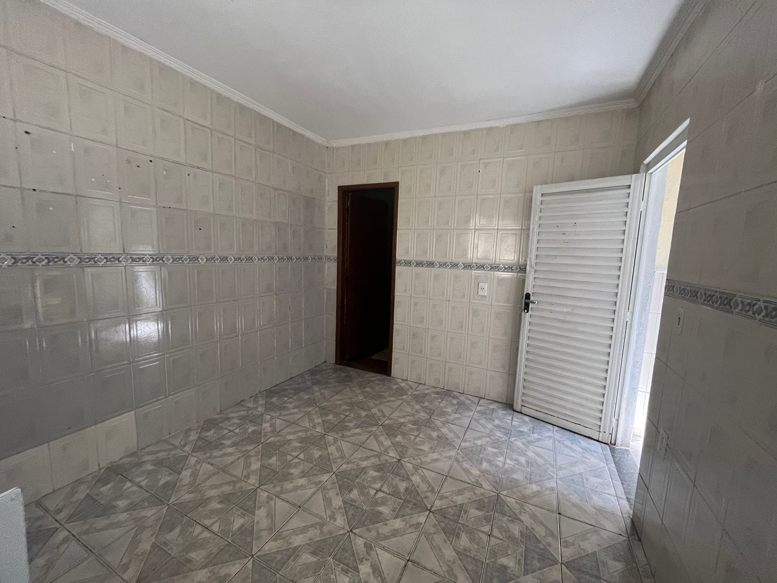 Sobrado à venda com 2 quartos, 100m² - Foto 6