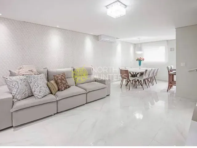 Sobrado com 136m² 3 quartos e 3 banheiros, à venda, no bairro Glória em Joinville