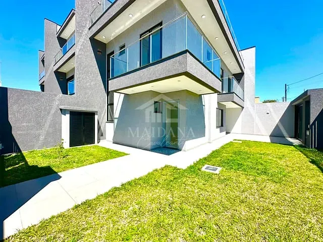Sobrado com 184m² 3 quartos e 3 banheiros, à venda, no bairro Cruzeiro em São José dos Pinhais