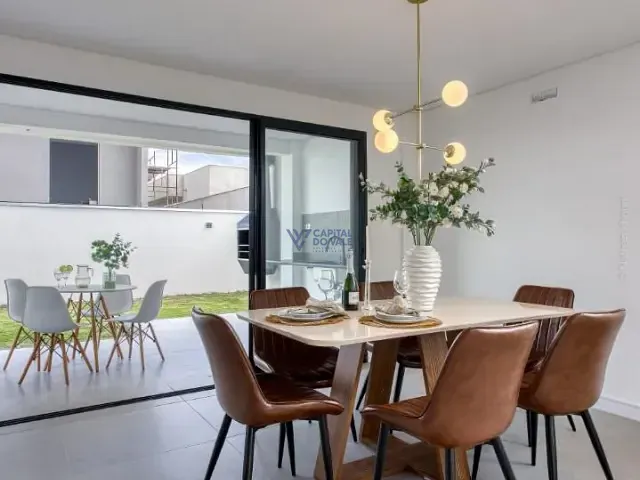Sobrado com 250m² 3 quartos e 4 banheiros, à venda, no bairro Jardim das Flores em São José dos Campos
