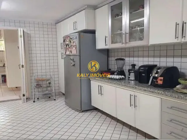 Sobrado com 233m² 4 quartos e 3 banheiros, à venda, no bairro Jardim São Caetano em São Caetano do Sul