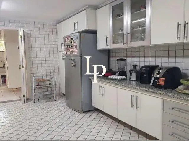 Sobrado com 233m² 4 quartos e 3 banheiros, à venda, no bairro Jardim São Caetano em São Caetano do Sul