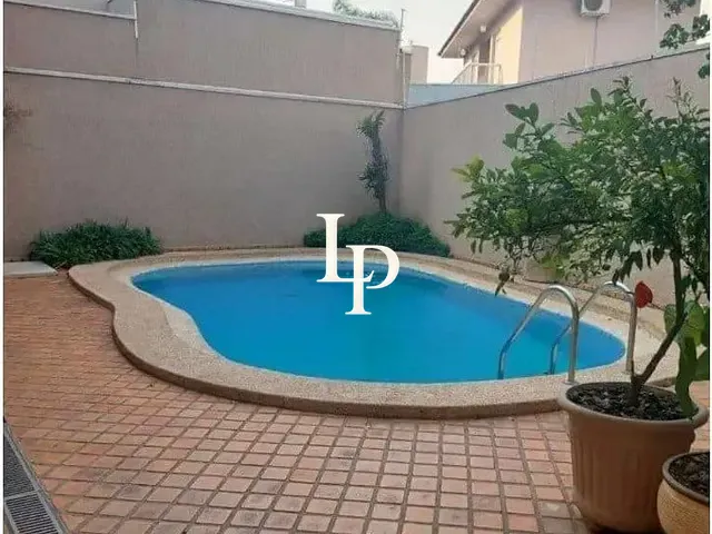 Sobrado com 233m² 4 quartos e 3 banheiros, à venda, no bairro Jardim São Caetano em São Caetano do Sul