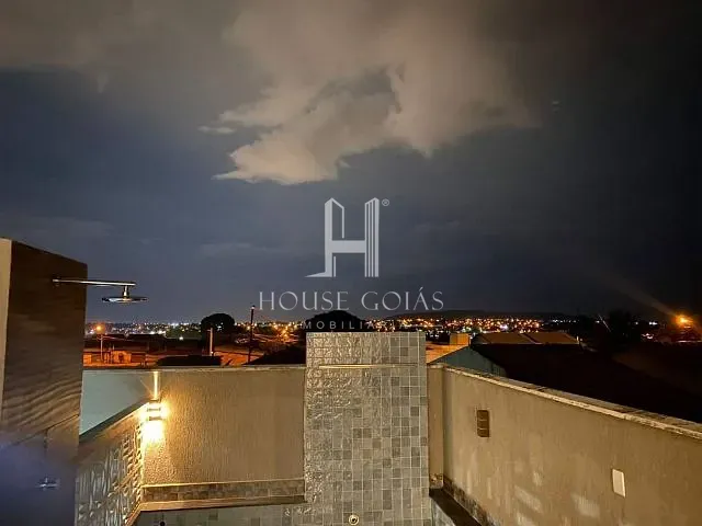 Sobrado 3 quartos e 3 banheiros, à venda, no bairro Jardim Alto Paraíso em Aparecida de Goiânia