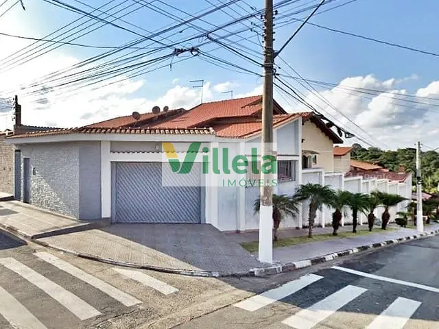 Sobrado 3 quartos e 3 banheiros, à venda, no bairro Vila Áurea em Poá