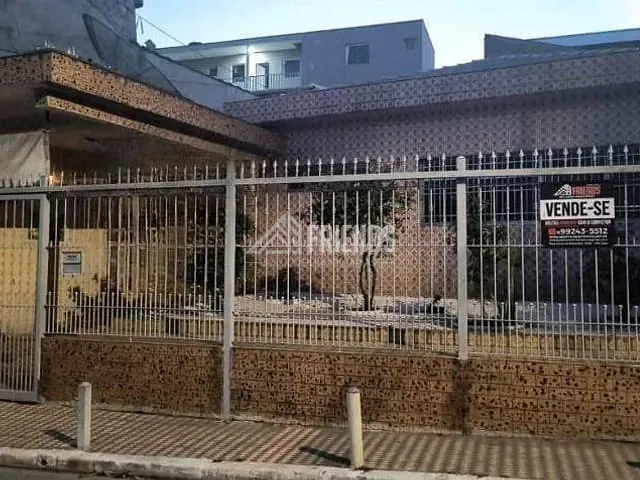 Sobrado com 250m² 4 quartos e 2 banheiros, à venda, no bairro Vila Araguaia em São Paulo