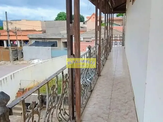Sobrado com 387m² 3 quartos e 1 banheiro, à venda, no bairro Tulipas em Jundiaí