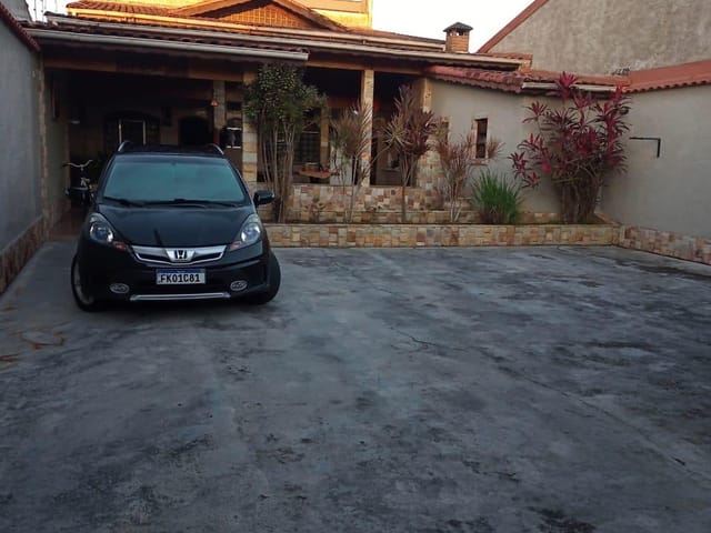 Sobrado 1 quarto e 2 banheiros, à venda, no bairro Vila Romar em Peruíbe