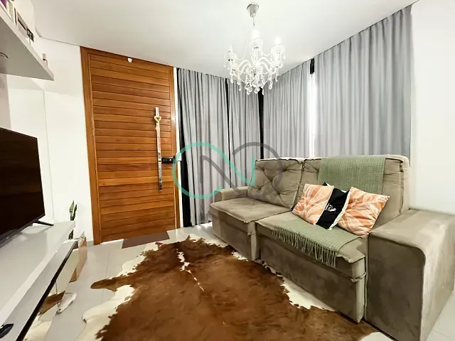 Sobrado 3 quartos e 3 banheiros, para alugar, no bairro Centenário em Sapiranga