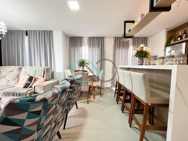 Sobrado 3 quartos e 3 banheiros, para alugar, no bairro Centenário em Sapiranga