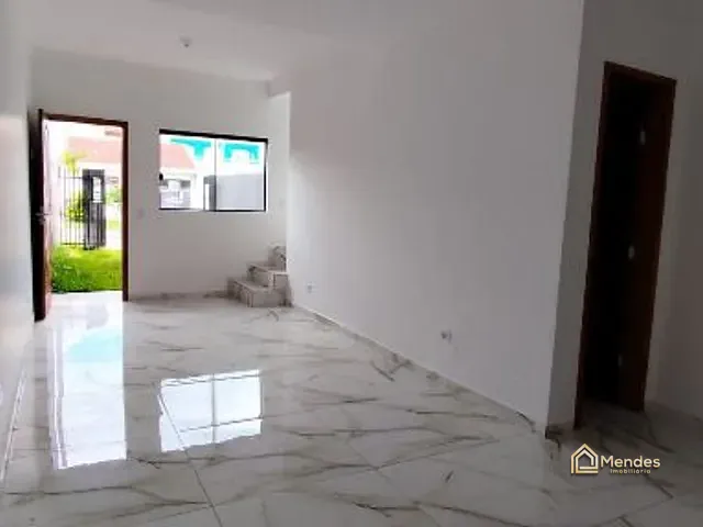 Sobrado com 84m² 3 quartos e 1 banheiro, à venda, no bairro Umbará em Curitiba