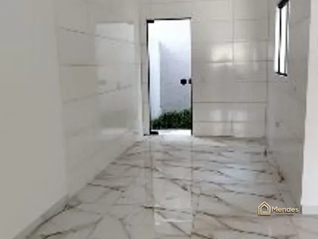 Sobrado com 84m² 3 quartos e 1 banheiro, à venda, no bairro Umbará em Curitiba