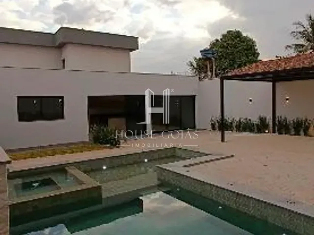 Sobrado com 520m² 4 quartos e 4 banheiros, à venda, no bairro Setor Faiçalville em Goiânia