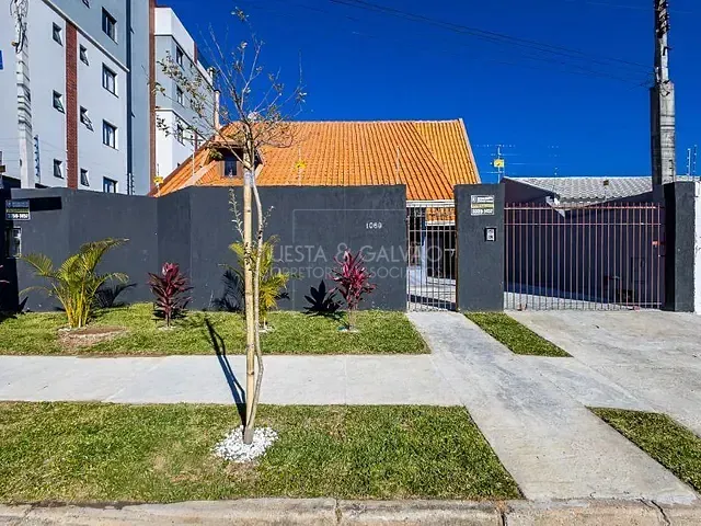 Sobrado com 236m² 3 quartos e 3 banheiros, à venda, no bairro Santa Quitéria em Curitiba