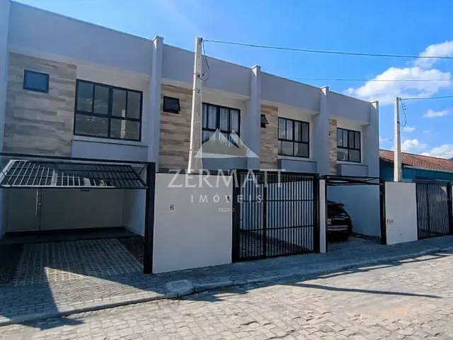 Sobrado 3 quartos e 3 banheiros, à venda, no bairro Valparaiso em Blumenau